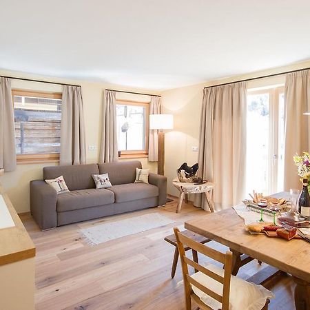 Chalet Da Mont Apartment Selva di Val Gardena Bagian luar foto