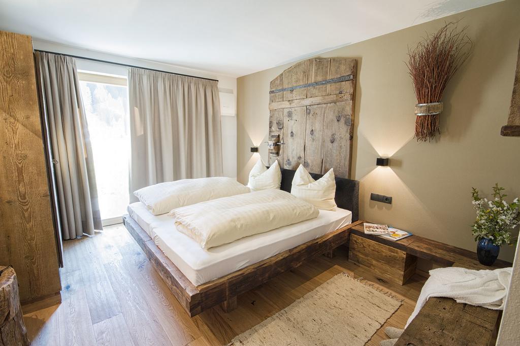 Chalet Da Mont Apartment Selva di Val Gardena Bagian luar foto